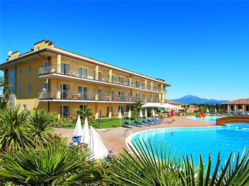 Hotel Bella Italia Пескиера дел Гарда Екстериор снимка